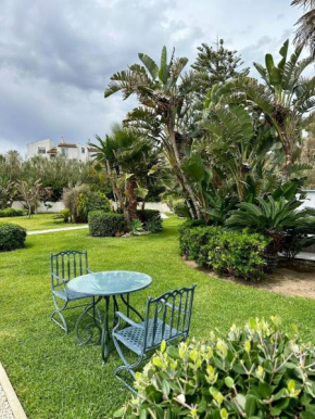 Dardan, Estepona